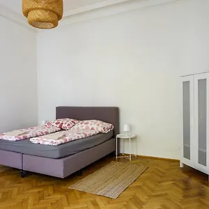 Apartment Living - Sensengasse, Wien