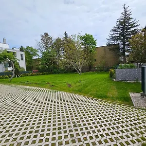 Premium 23 فيينا